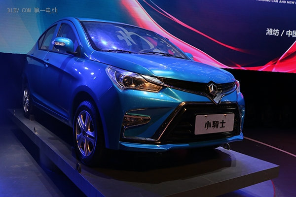 雷丁强势推出双子星新品 山东低速电动车管理