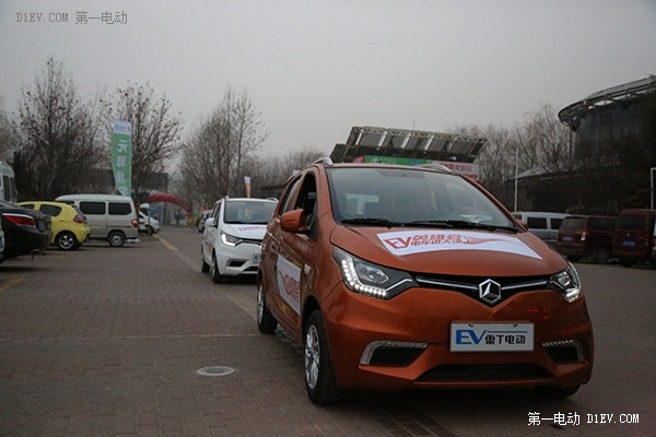 直达德州 雷丁D70邂逅中国太阳谷 - 第一电动网