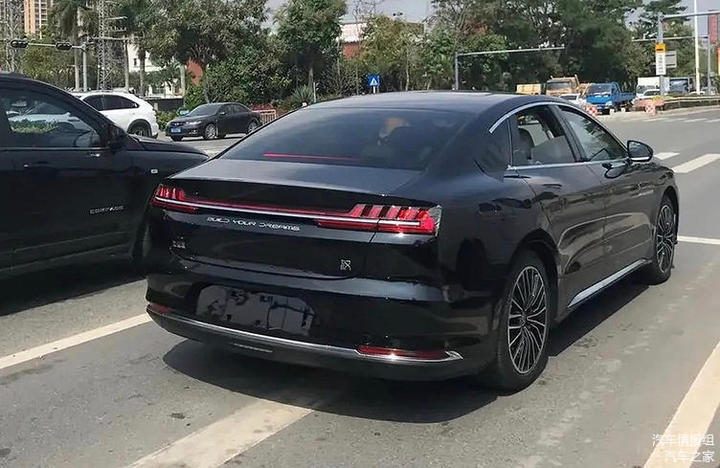 比亚迪汉无伪路试谍照曝光或将于三季度上市