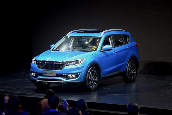 其中包含4款suv(x60,x70/s,x90,x95);3款mpv(v60,v70,v90)和同步数款