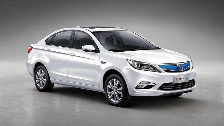 长安新能源也宣布价格调整:逸动ev 460最高涨价1.2万