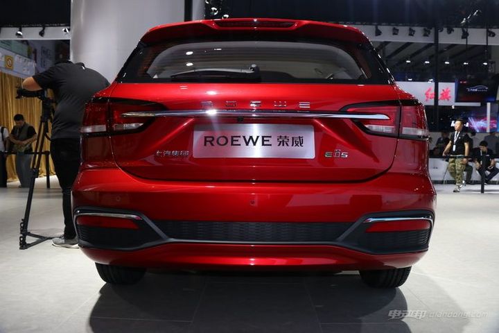 2017广州车展|邦解读:纯电动休旅车上汽荣威E