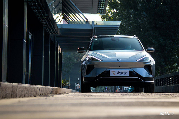 600+ 纯电 SUV 的新选择 试驾极狐 ARCFOX αT(最新发布)