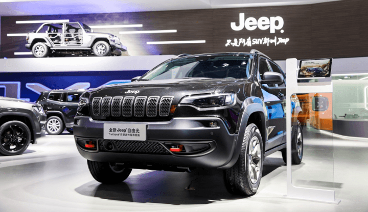 jeep展出jeep产品矩阵2023年前所有车型都将电动化