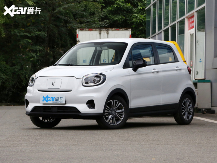 严打老年代步车 微型纯电动车怎么选?
