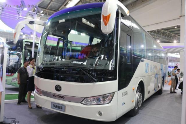 加氫僅10分鐘續(xù)航600km 宇通推出第三代燃料電池客車