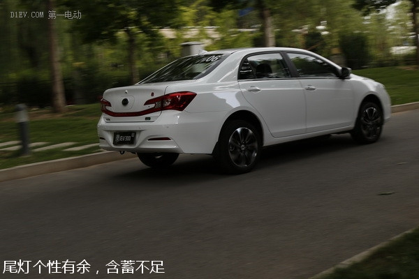 事半功倍 試駕比亞迪秦EV300