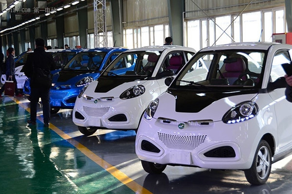 知豆電動汽車