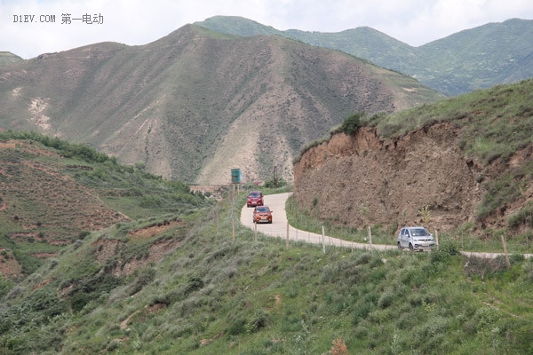 雷丁S50万里丝绸之路第二集：弯道急行 挑战一次满电过三山