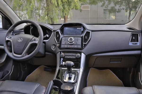 華泰純電動SUV車型XEV260上市，北京補(bǔ)貼后13.98-16.28萬元