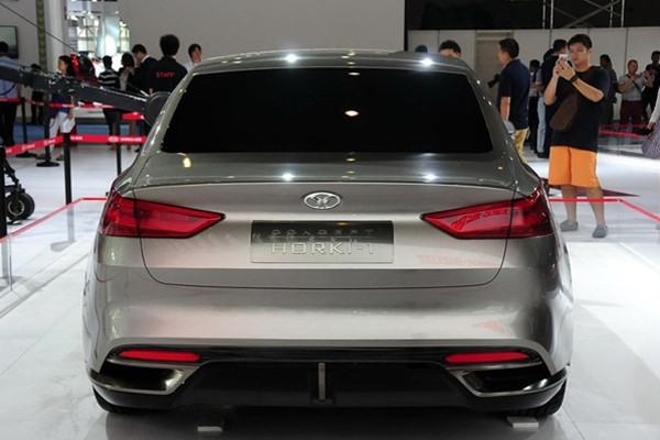 起亞首款純電動(dòng)車 華騏300E申報(bào)圖曝光
