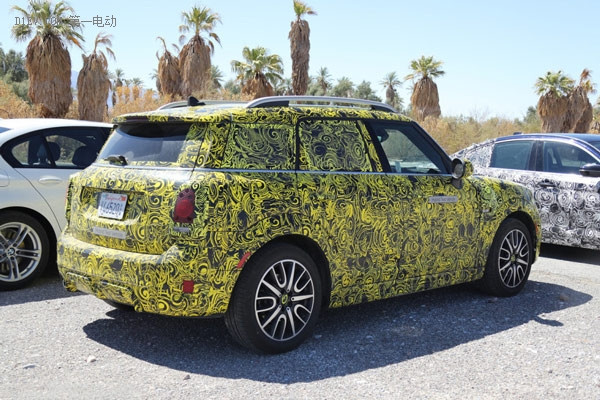 师承宝马 MINI COUNTRYMAN E谍照曝光