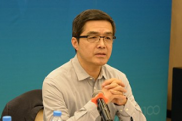 新能源汽车蓝皮书 | 欧阳明高：中国新能源汽车产业正由起步期步入发展期