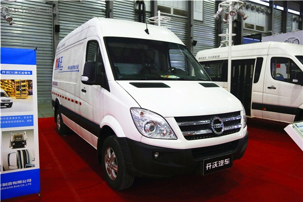 南京金龍開沃重磅車型亮相第二屆全球新能源汽汽車大會(上海)交易展