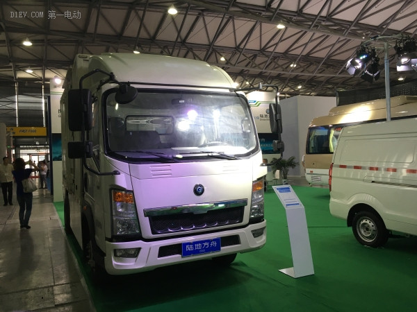 T6廂式純電動(dòng)貨車