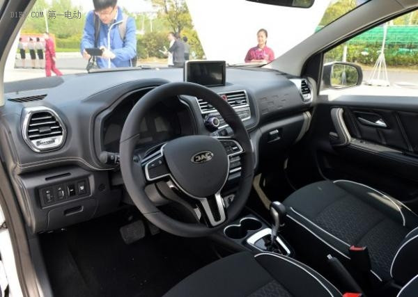 或今年9月上市 江淮iEV6E純電動車諜照