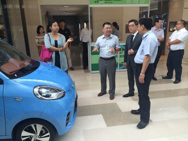 洪荒之力再現(xiàn) 知豆亮相新能源汽車(chē)促銷(xiāo)節(jié)