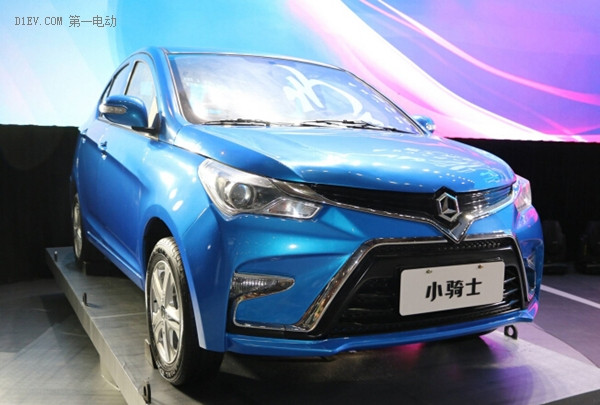 電動(dòng)汽車新引擎——雷丁“雙子星”新品閃耀問世