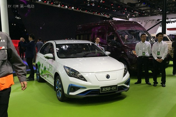 風行S500家用MPV電動車將亮相成都車展