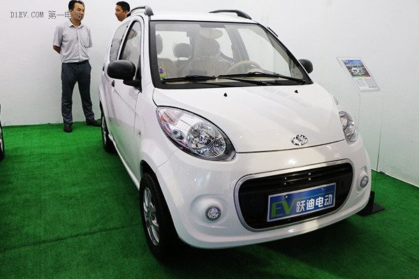 躍迪攜多款主力車型亮相濟(jì)南車展 新產(chǎn)品配置科技感十足