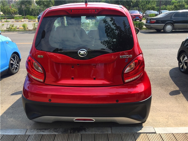 引領(lǐng)城市微行！知豆D2S電動(dòng)汽車9月上市搶先劇透