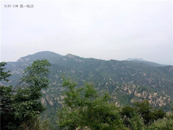 帶著心上的她駕著深愛的EU260，踏上最美的畢業(yè)旅程