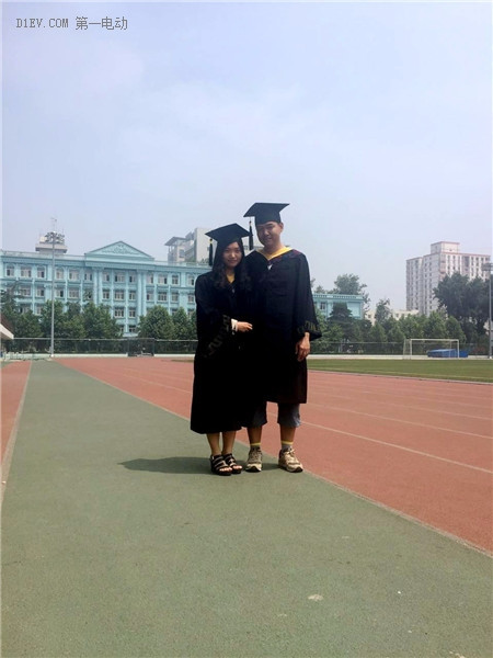 帶著心上的她駕著深愛的EU260，踏上最美的畢業(yè)旅程
