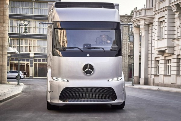 奔馳Urban eTruck純電動概念卡車正式發(fā)布