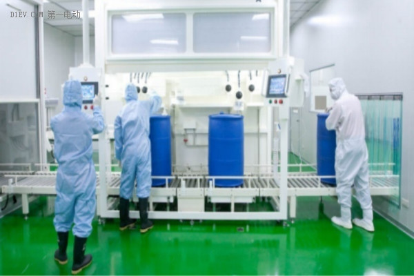 從化工材料到造車 多氟多講述打造新能源汽車產(chǎn)業(yè)鏈理想