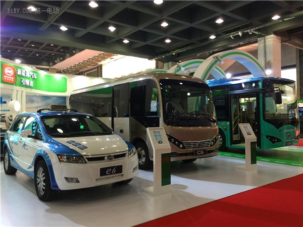 第六屆杭州新能源汽車產(chǎn)業(yè)展開幕 十大品牌新能源車型精彩亮相