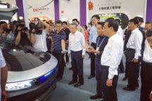 奇点汽车双星闪耀双创周，总理为国货智能汽车点赞