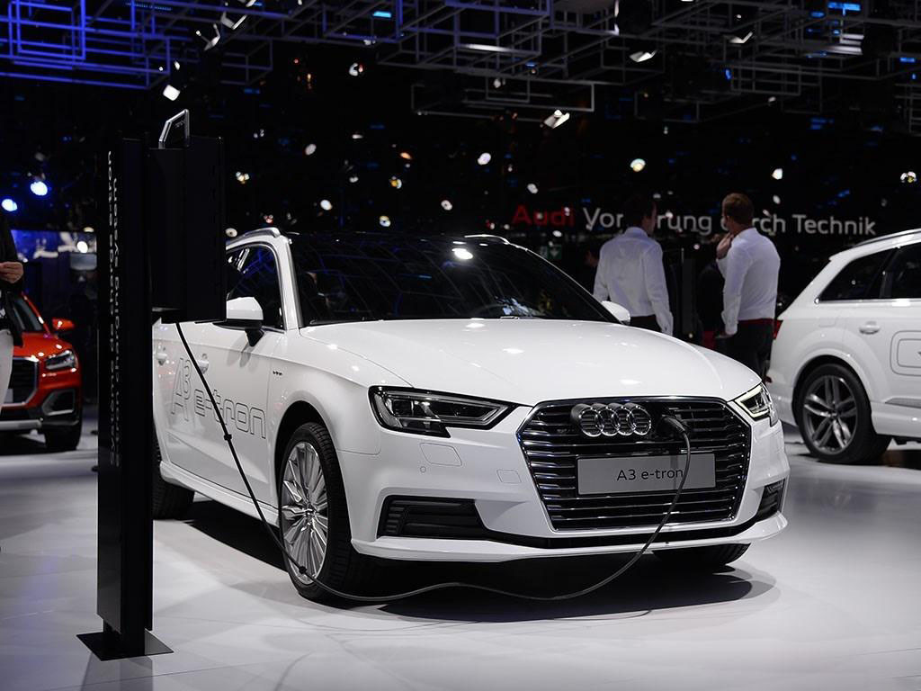 巴黎車展電動車匯總：奔馳<a class='link'  target='_blank'>純電動</a>SUV 、奧迪新款A3 e-tron、寶馬i8