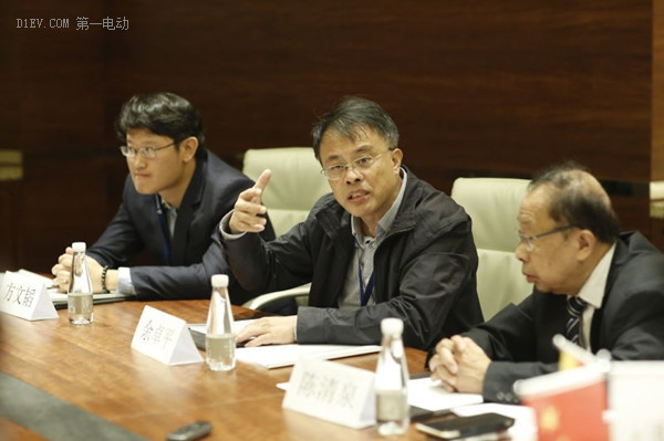 同濟大學汽車學院院長余卓平