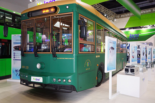 鈦技術(shù)搶眼 銀隆新能源攜全系車型亮相成果展