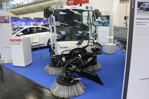 Bucher電動清掃車