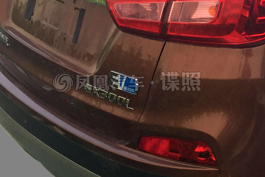 北汽新能源EX300L車型諜照 最大續(xù)航里程300km