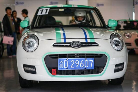 中国赛道嘉年华点燃超跑激情  盼达用车开创纯电动车驰骋F1赛道先河