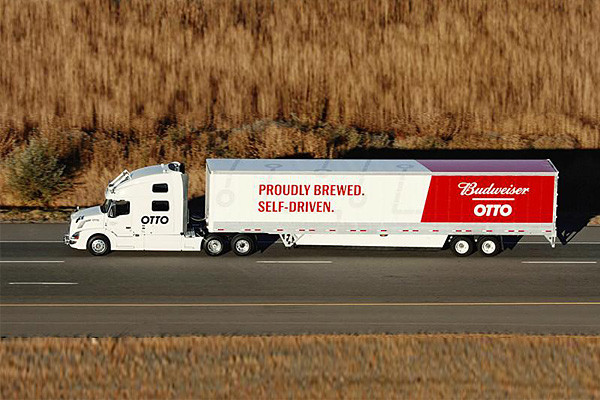 自动驾驶货车上路 优步运送5万罐百威啤酒