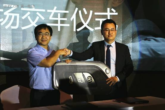 暢租無憂！上海迅羽新能源與北汽新能源和國(guó)家電網(wǎng)簽署戰(zhàn)略合作協(xié)議