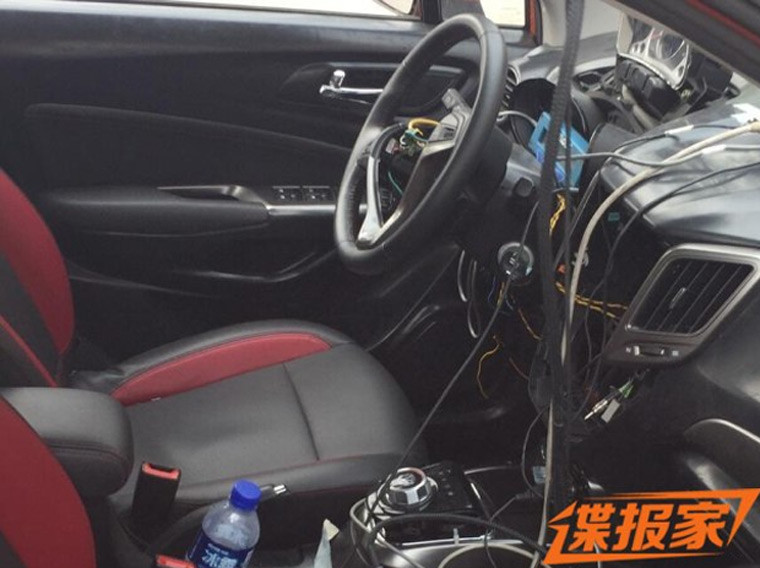 續(xù)航超200km 長安CS15電動(dòng)版2017年發(fā)布