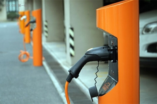 福建龙岩市发布电动汽车充电设施规划 2020年计划建5000个桩