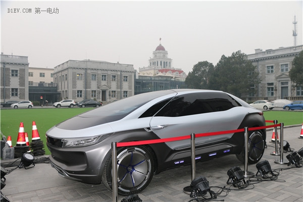 奇點汽車融資6億美元 擁有駕駛腦的智能電動車會更懂你