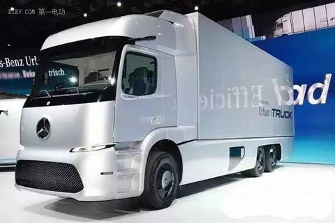 福田汽车发布中国首款无人驾驶卡车 有望于2025年量产