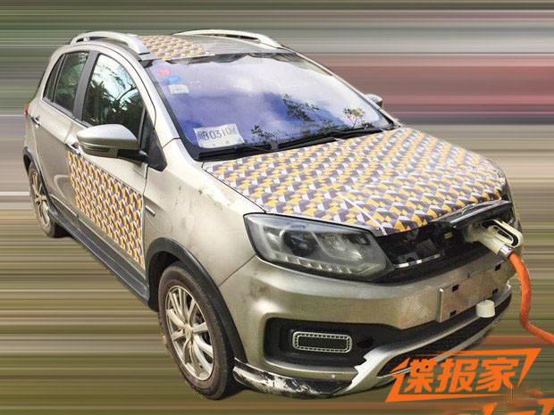  定位小型电动SUV 云度首款车型谍照曝光