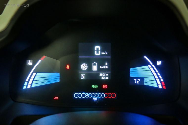 細節(jié)設(shè)計細致入微表現(xiàn)不俗 江淮iEV6E新車介紹