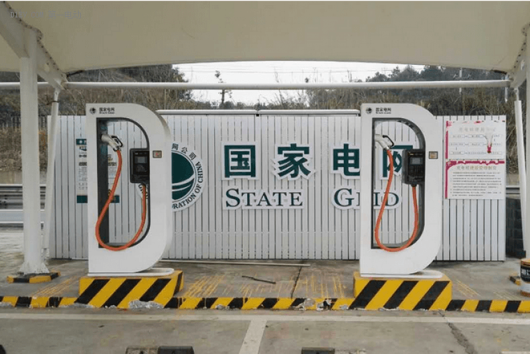 國家電網將建12萬個汽車充電樁