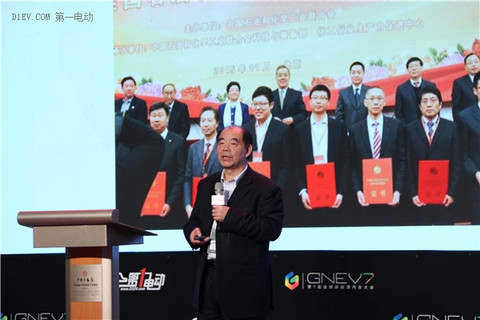 聚焦动力电池 | 高品质低成本存在矛盾 续航里程未必与市场接受度成正比 