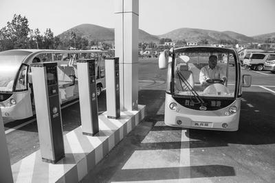 工商總局：老年代步車屬機(jī)動(dòng)車