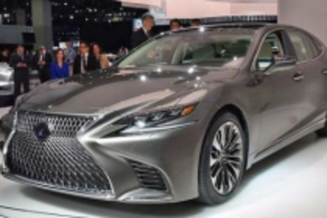 群雄亮相底特律，谁会是新能源汽车的宠儿？