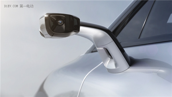 續(xù)航超700公里，加速2.39秒，F(xiàn)araday Future量產(chǎn)車FF 91全球首發(fā)